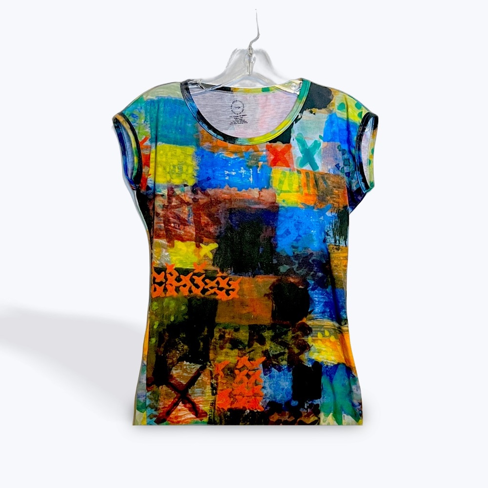 Metropolitan museaum of art tee shirt! Fun for artists or just lovers or art!